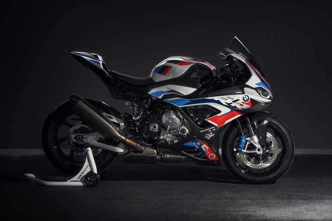 BMW M 1000 RR được sử dụng làm xe an toàn tại giải đua MotoGP - 2