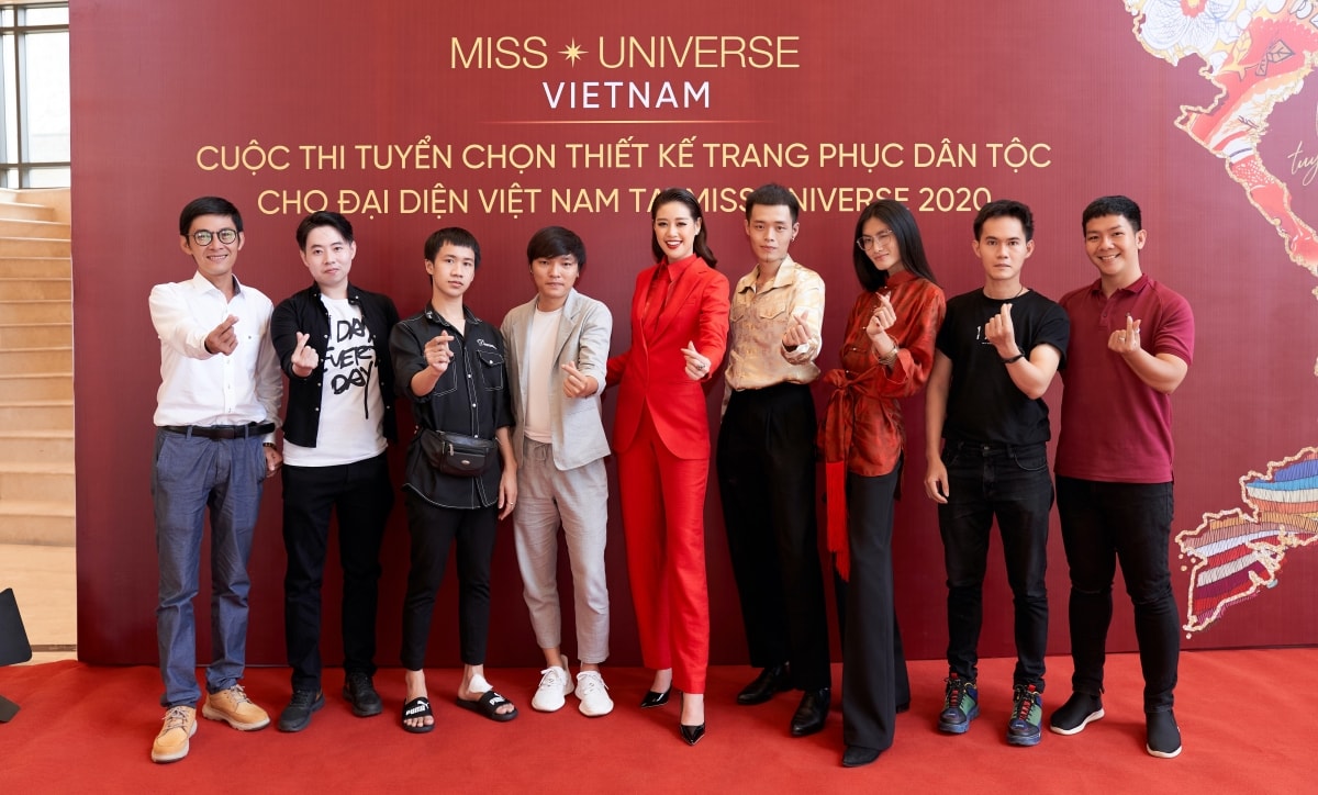 Hoa hậu Khánh Vân và top 8