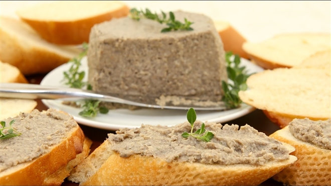 Nhiều người ngộ độc botulinum nghi do ăn pate chay, Bộ Y tế ra khuyến cáo khẩn - 1