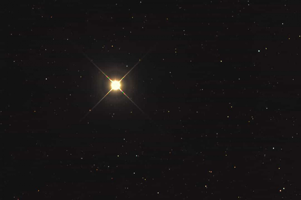 Hành trình một chiều đi tới Alpha-Centauri, ngôi sao gần nhất với Mặt trời mất 70 triệu năm.