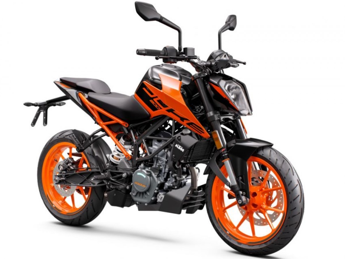 Động cơ vẫn được giữ nguyên với động cơ DOHC, xi lanh đơn, làm mát bằng dung dịch, dung tích 199,5 cc và 4 van với việc thay đổi hộp số để phù hợp với tiêu chuẩn khí thải Euro 5.