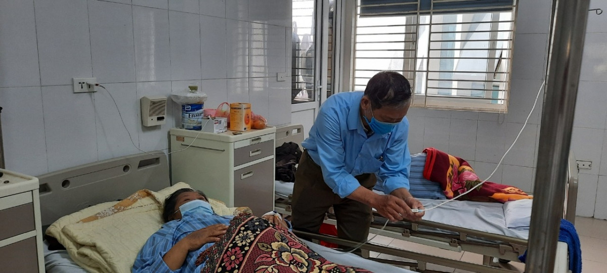 Bệnh nhân đang được điều trị tại BV Bệnh Nhiệt đới Trung ương. (Ảnh: BVCC)