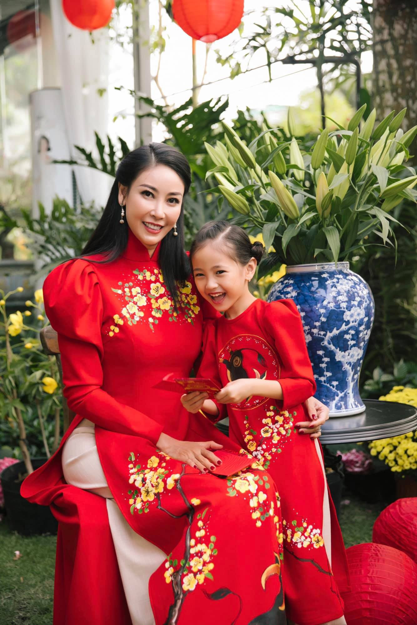 Con gái 5 tuổi của Hoa hậu Hà Kiều Anh xinh như thiên thần - 11
