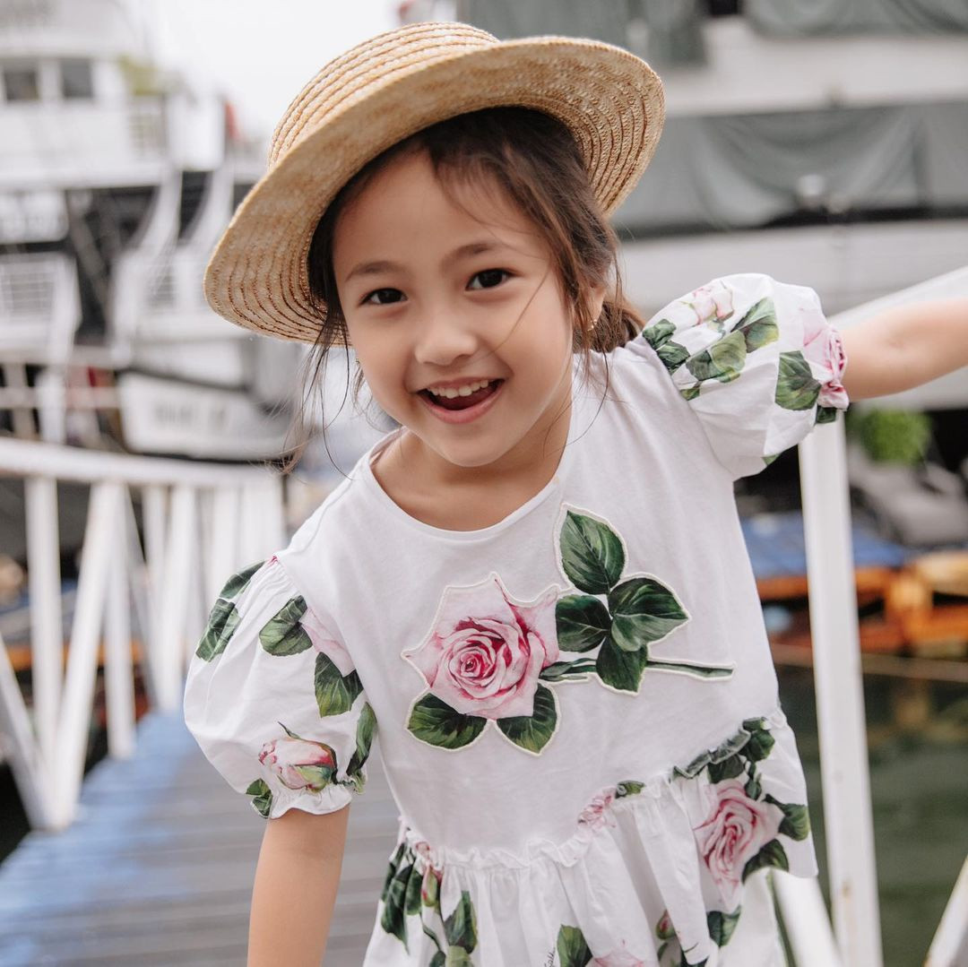Con gái 5 tuổi của Hoa hậu Hà Kiều Anh xinh như thiên thần - 8