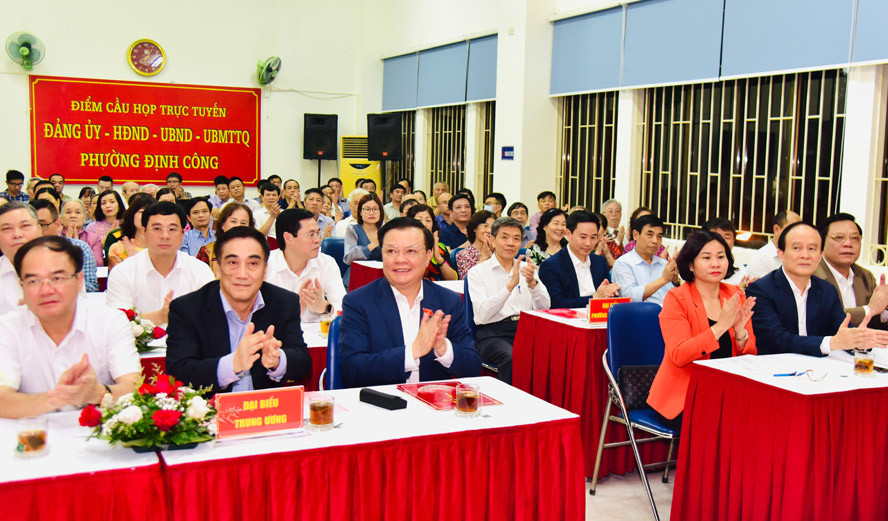 Cử tri tín nhiệm Bí thư thành ủy Hà Nội Đinh Tiến Dũng ứng cử đại biểu Quốc hội - 2