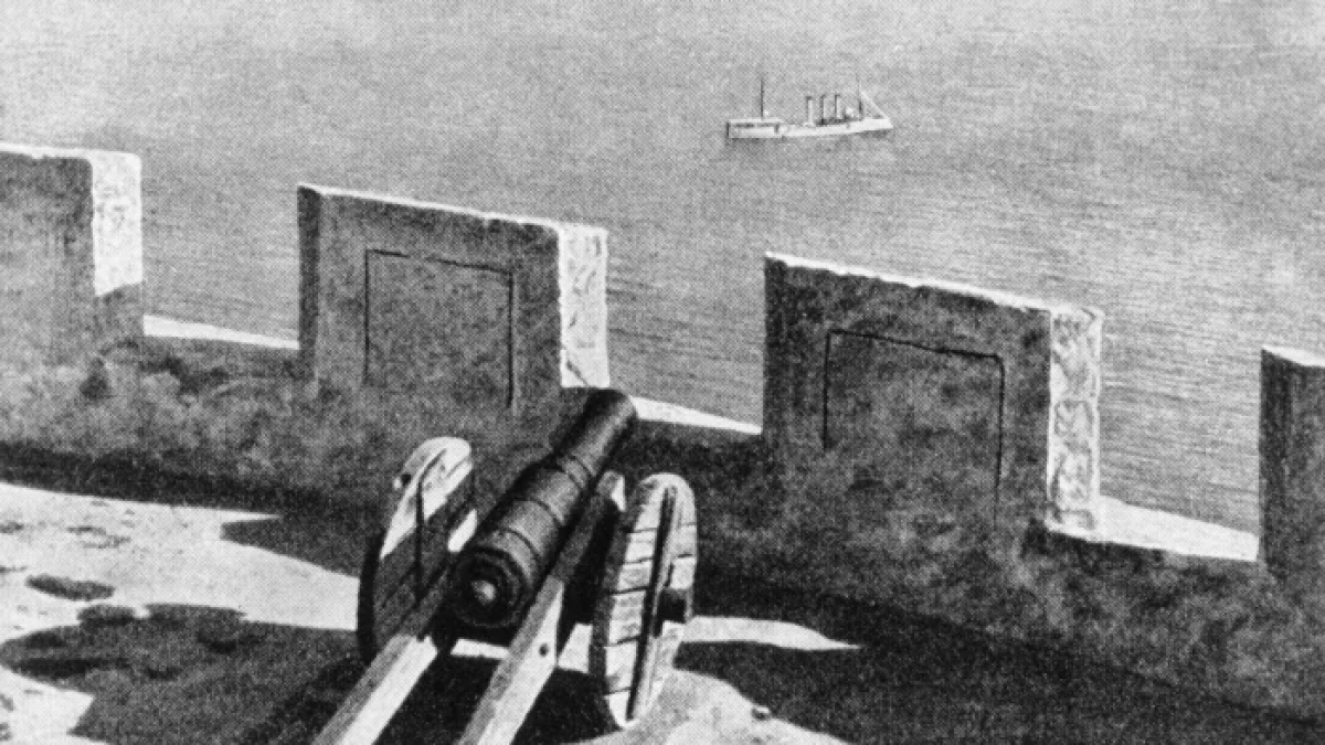 Tuần dương hạm nhỏ SMS Berlin nhằm củng cố vị trí của quân Đức ngoài khơi Agadir, Ma-rốc vào tháng 7/1911. Ảnh: Getty Images
