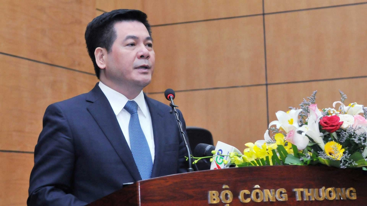 Tân Bộ trưởng Bộ Công Thương Nguyễn Hồng Diên phát biểu tại Hội nghị.