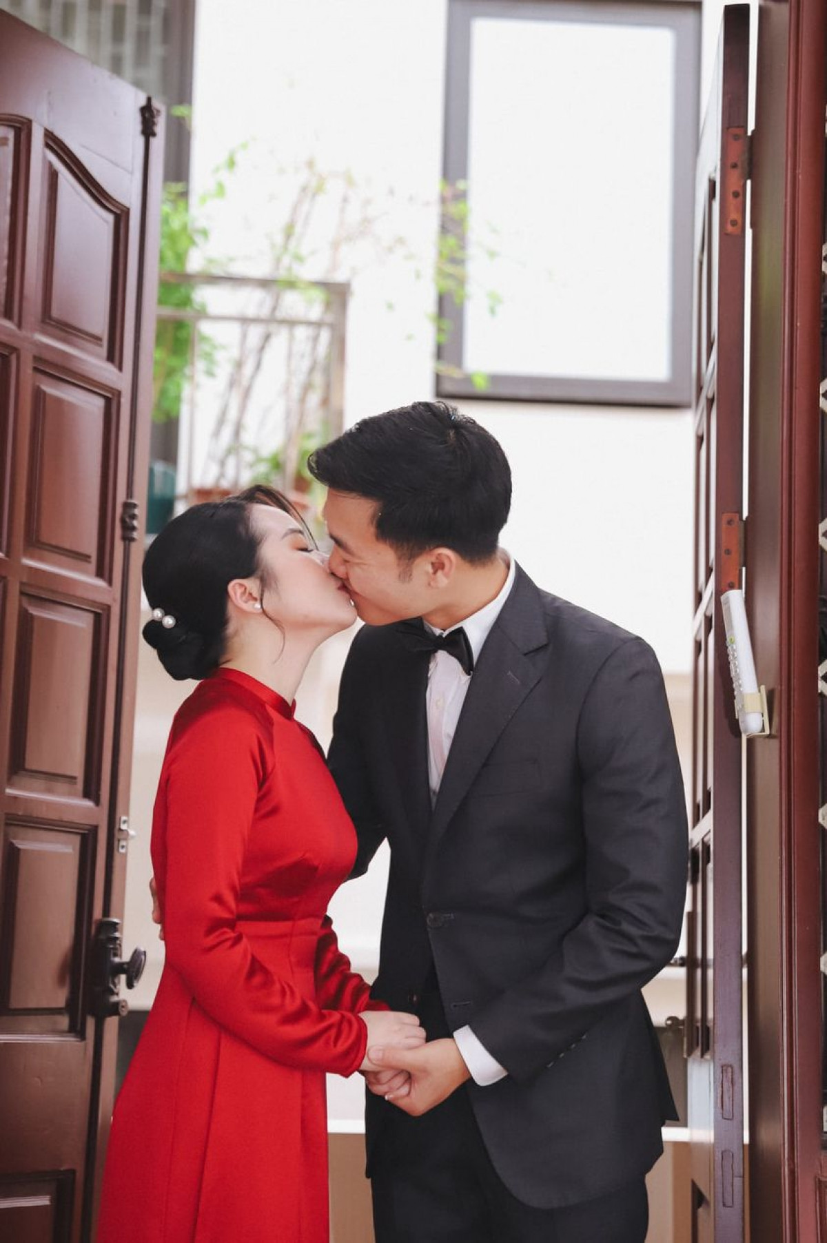 Hình ảnh ngọt ngào của cặp đôi Xuân Trường - Nhuệ Giang trong ngày vui.