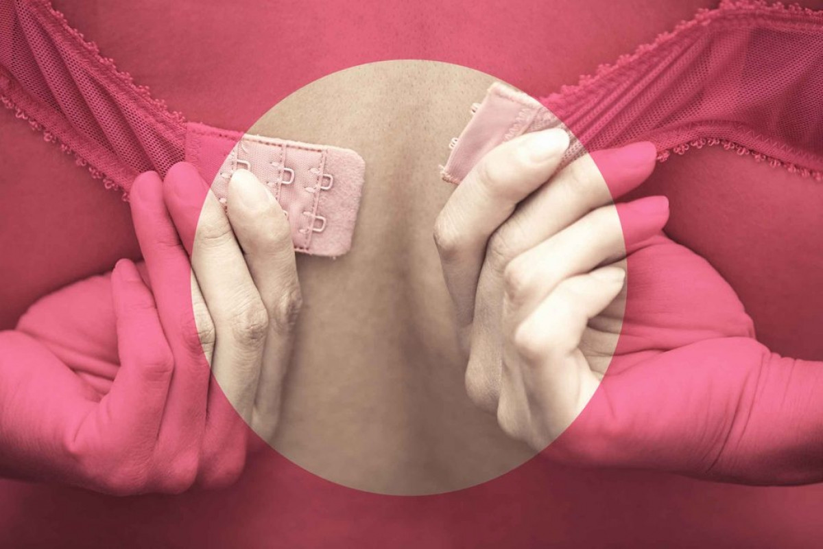 Mặc áo ngực sai cỡ: Chuyên gia cho rằng có tới 80% phụ nữ đang mặc áo ngực sai cỡ. Áo ngực quá chật hoặc chất liệu vải quá thô cứng có thể là nguyên nhân gây đau tức bầu ngực.