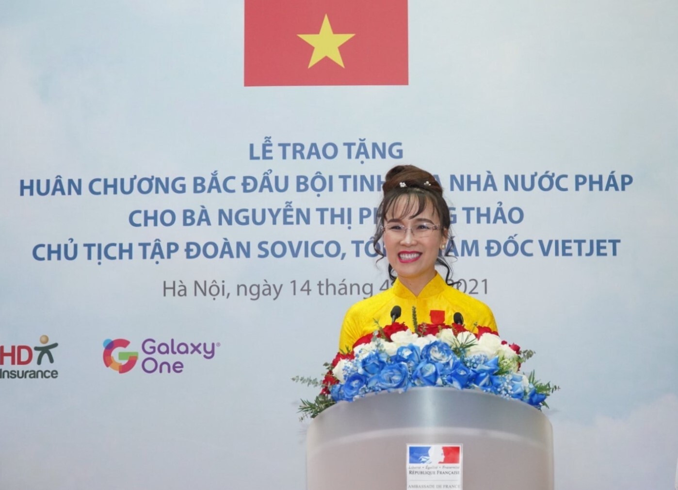 Bà Nguyễn Thị Phương Thảo nhận Huân chương Bắc đẩu bội tinh  - 2