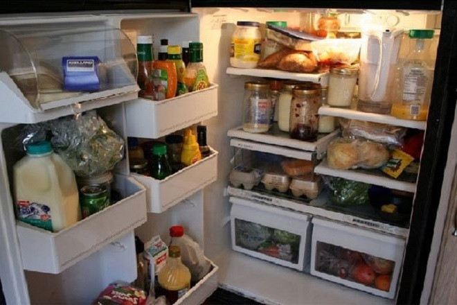 7 cách sử dụng sai lầm khiến tủ lạnh nhanh hỏng - 1