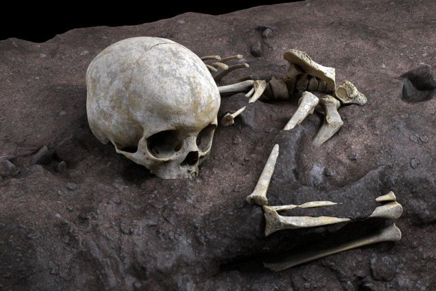 Em bé 'ngủ say' trong mộ cổ 78.000 năm tuổi - 1