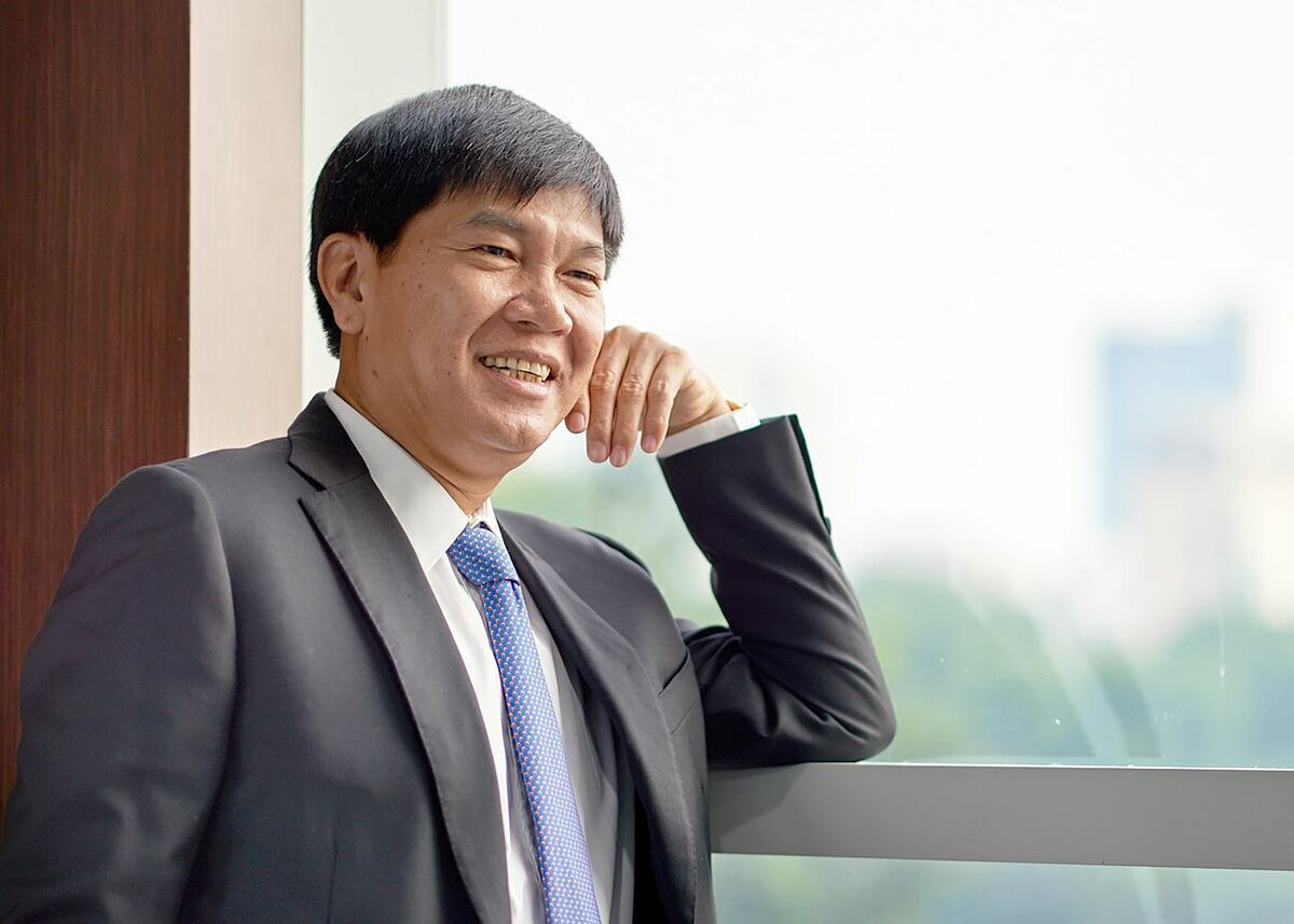 Tài sản của ông Trần Đình Long cán mốc 3 tỷ USD - 1