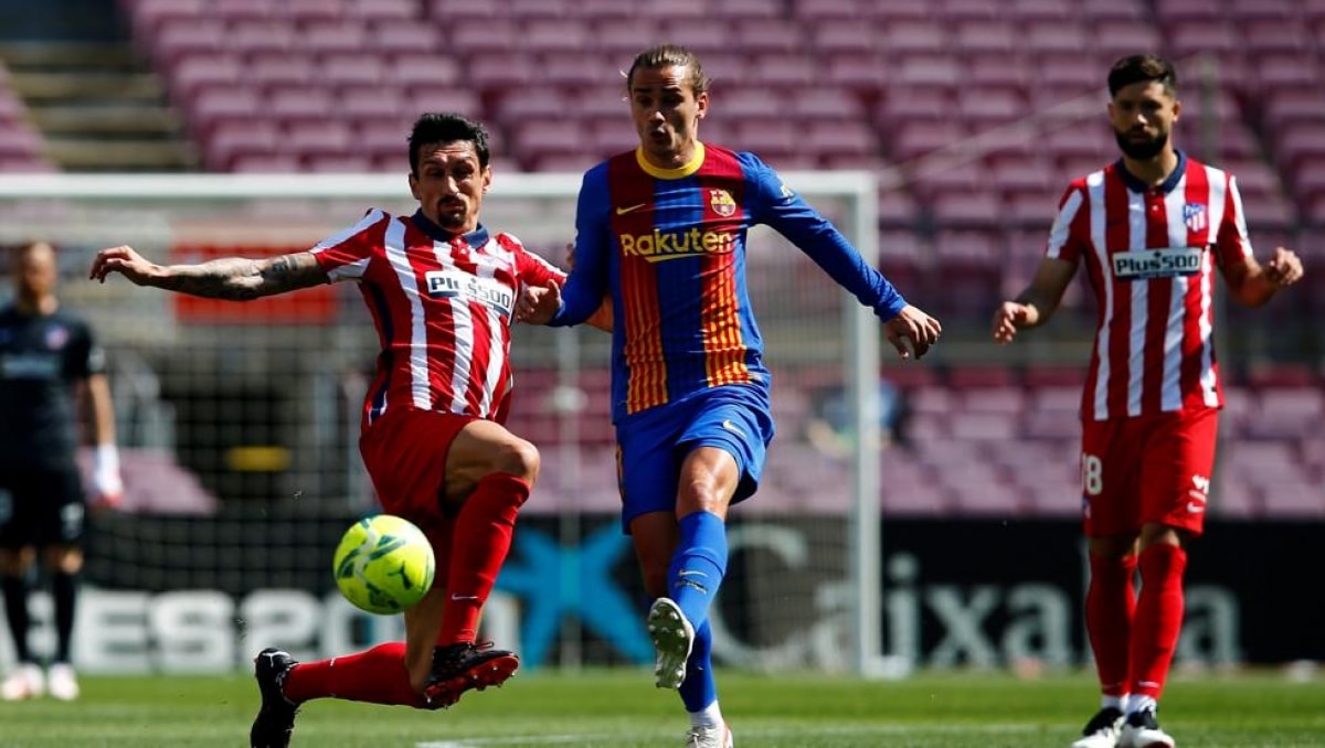 Barca vẫn chưa tung ra được cú sút nào. (Ảnh: Getty)
