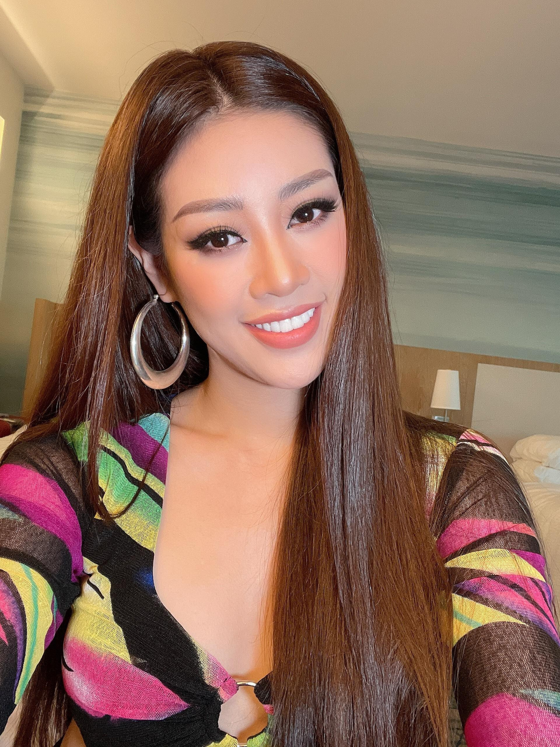 Hoa hậu Khánh Vân khoe eo con kiến trong ngày tập đầu tiên ở Miss Universe - 2