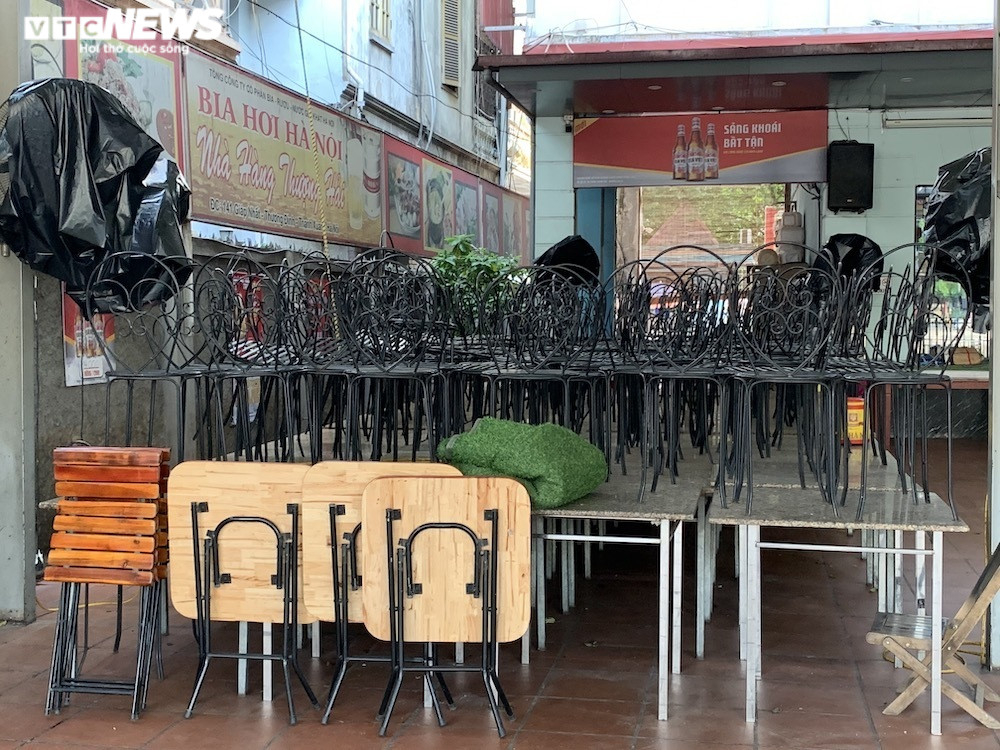 Cận cảnh loạt quán bia lớn ở Hà Nội 'vườn không nhà trống' giữa mùa hốt bạc - 6
