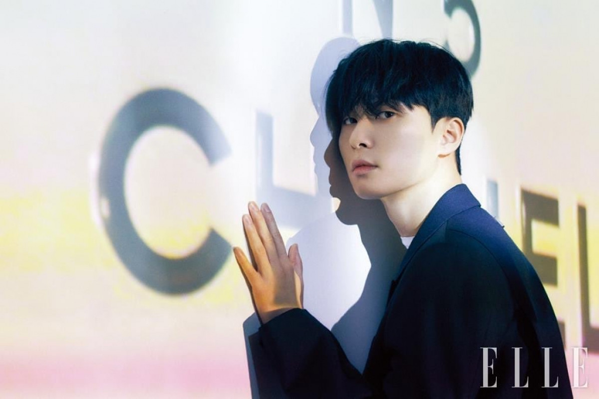 Park Seo Joon hiện đang tích cực thảo luận tham gia bom tấn truyền hình mới.