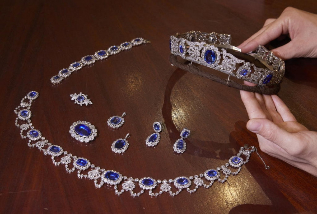 Bộ trang sức gắn kim cương và sapphire đẹp không tì vết. Ảnh: Christie's