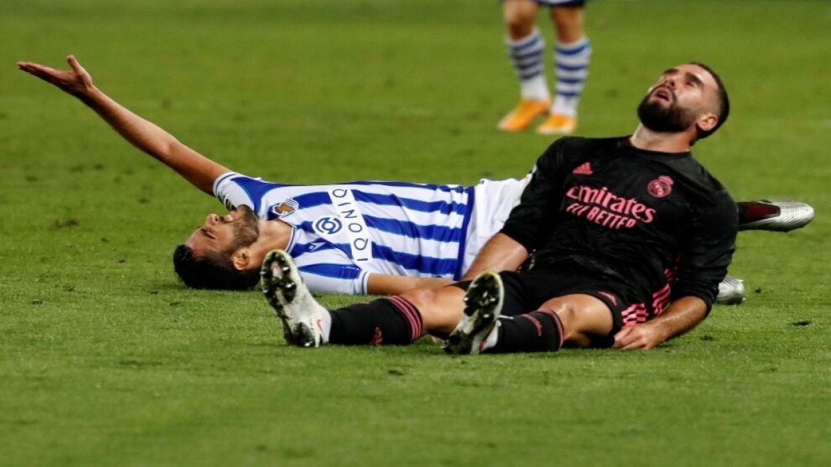 Dani Carvajal: Hậu vệ ĐT Tây Ban Nha dính chấn thương bắp chân.