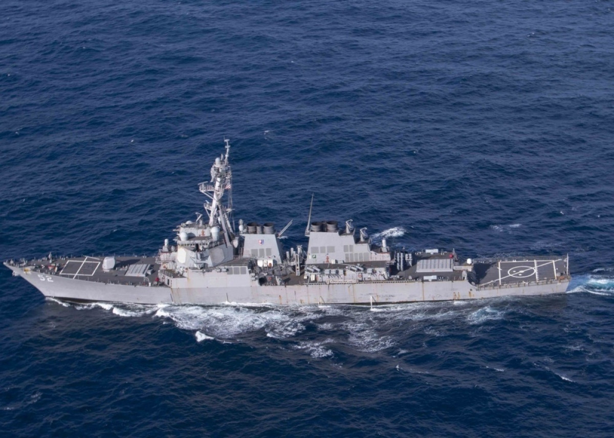 Tàu khu trục USS Barry của Mỹ. Ảnh: US Navy.