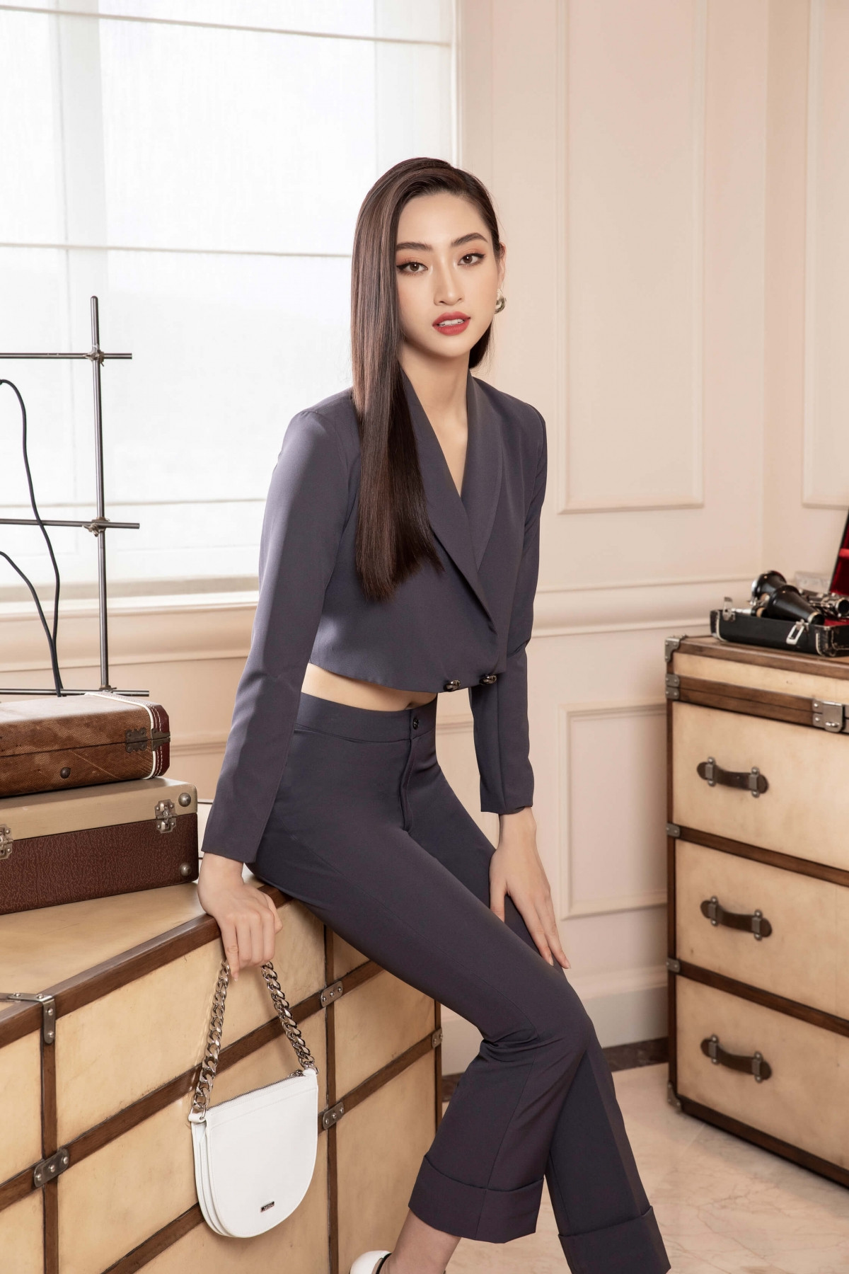Hoa hậu Lương Thuỳ Linh làm giám đốc thương hiệu thời trang - 6