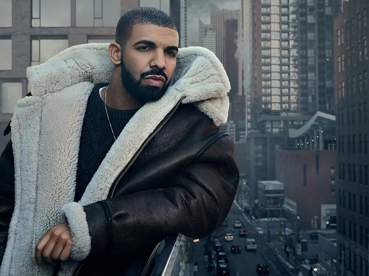 Drake từng bị chỉ trích vì có hành vi gian lận trong xếp hạng Billboard.