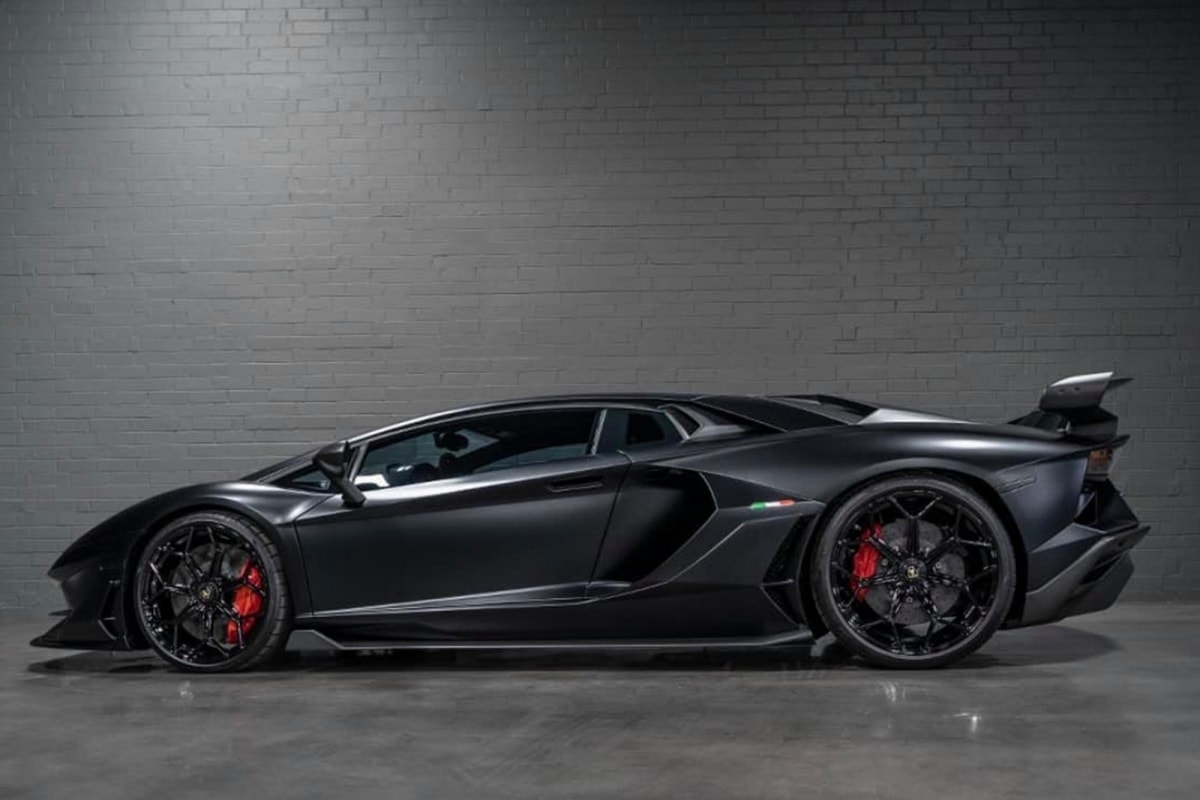 Nhờ việc bổ sung bộ tăng áp phôi gương từ Precision Turbo & Engine, Aventador SVJ không còn sản sinh công suất 