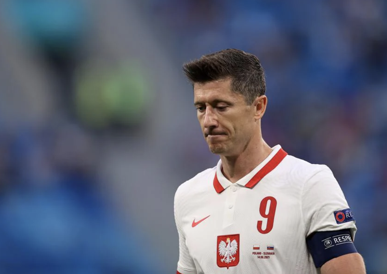 Kết quả bóng đá EURO: Lewandowski tịt ngòi, Ba Lan thua đau trước Slovakia  - 3