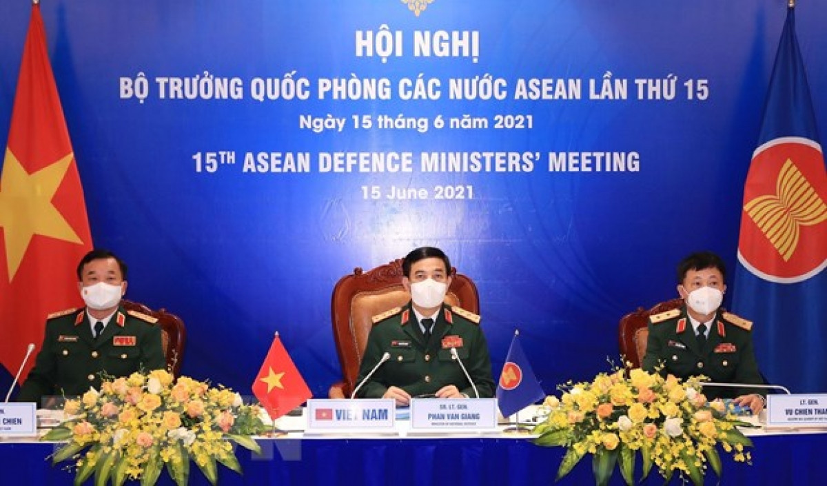 Thượng tướng Phan Văn Giang, Bộ trưởng Bộ Quốc phòng tham dự Hội nghị Bộ trưởng Quốc phòng các nước ASEAN lần thứ 15. (Ảnh: Trọng Đức/TTXVN)