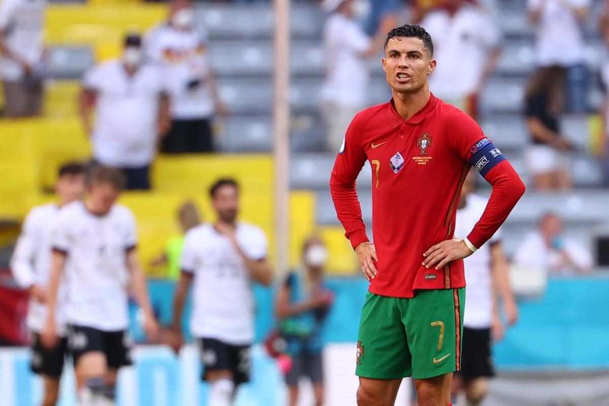 Cristiano Ronaldo tái hiện khoảnh khắc thất vọng trước ĐT Đức ở EURO 2021.