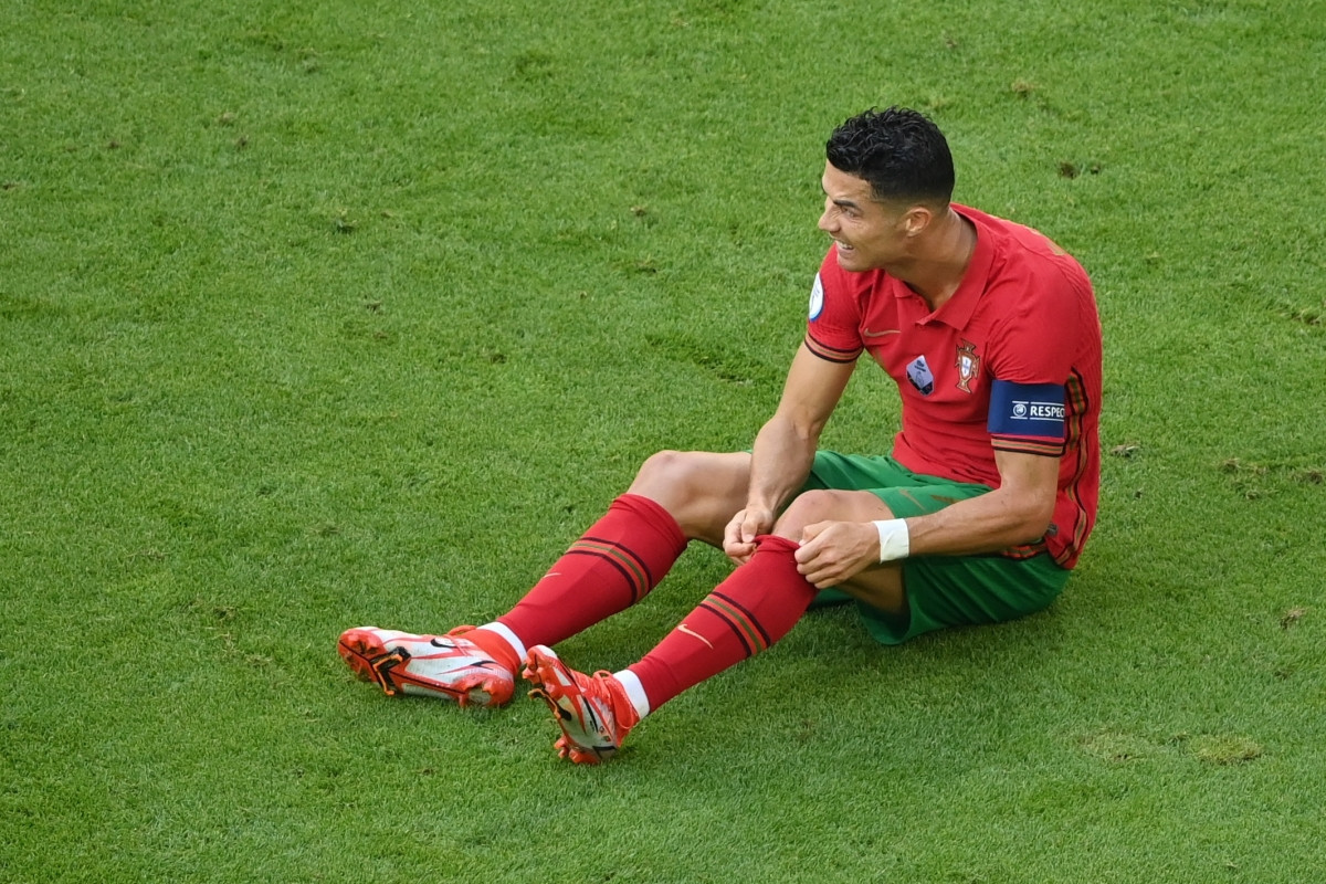 Đây là lần thứ 5 trong sự nghiệp, Cristiano Ronaldo cùng ĐT Bồ Đào Nha nhận thất bại trước ĐT Đức ở World Cup và EURO.