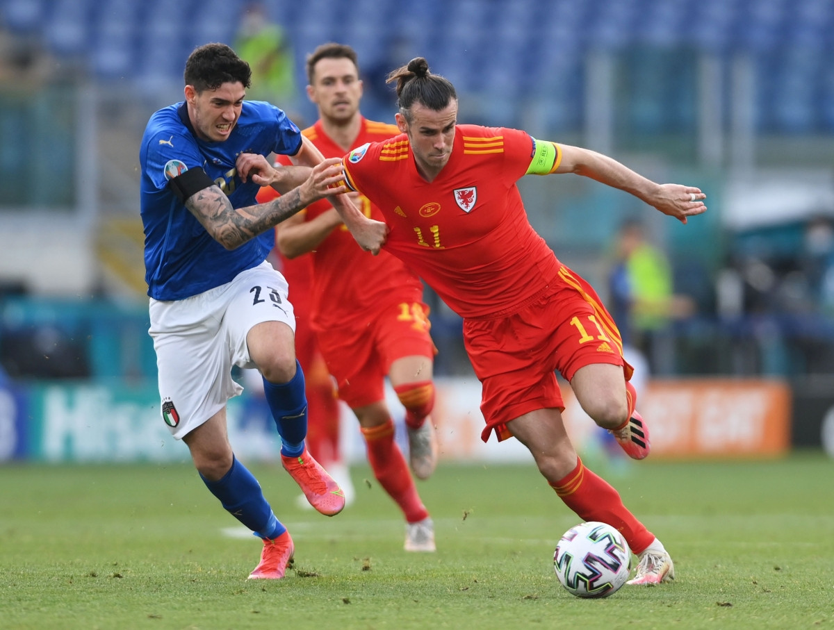 Bale vẫn phung phí cơ hội. (Ảnh: Reuters).