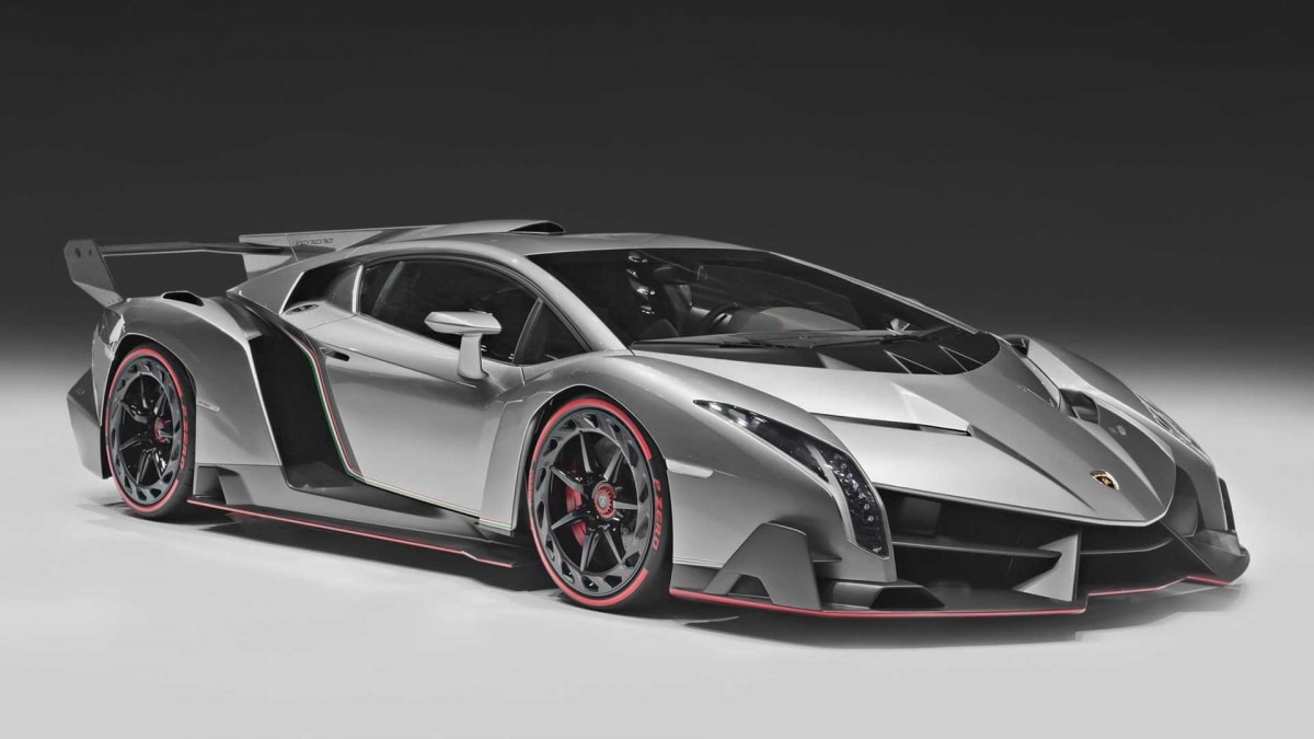 Lamborghini Veneno: Hãng đã sản xuất 14 chiếc vào giữa các năm 2014 đến 2015.