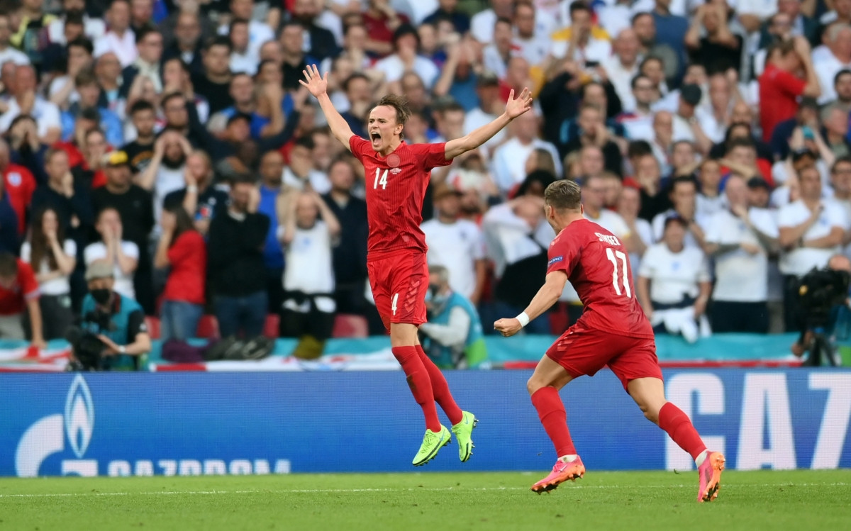 Mikkel Damsgaard đã có kỳ EURO xuất sắc khi ghi 2 bàn giúp Đan Mạch vào đến bán kết. Anh đang ở trong 
