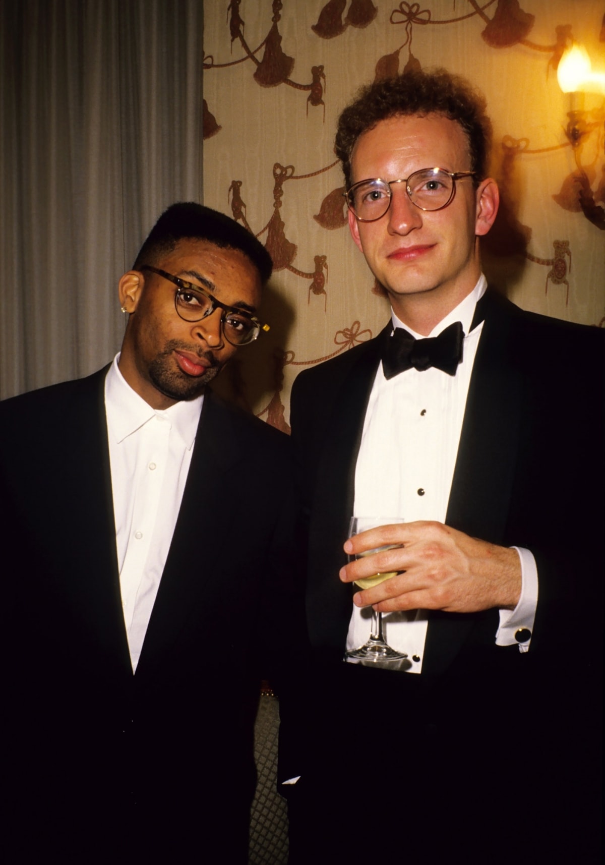 Spike Lee và Steven Soderbergh tại một bữa tiệc trong Liên hoan phim Cannes lần thứ 42 năm 1989.