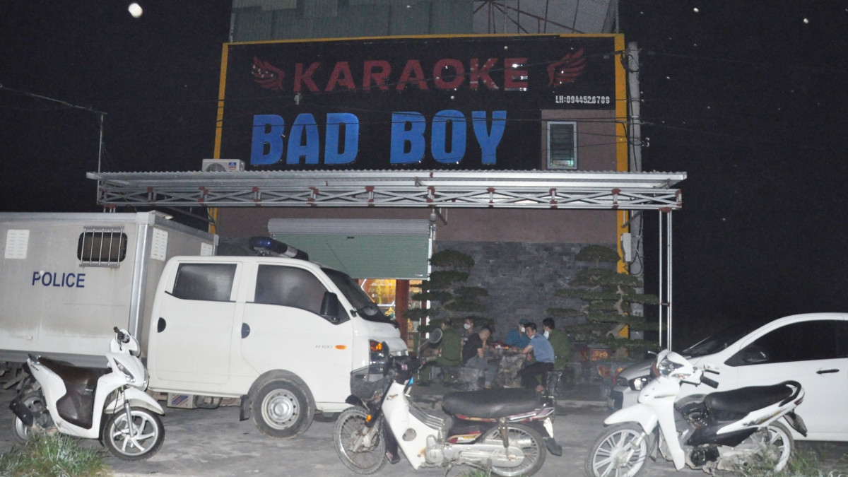 Quán karaoke Bad boy