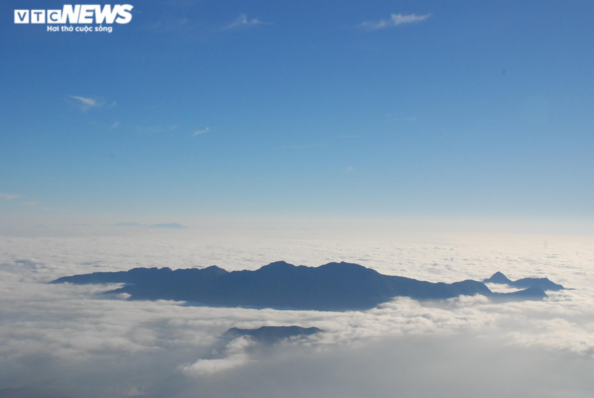 Bí ẩn núi 'Giời Đánh' và núi 'dự báo thời tiết' cạnh đỉnh Fansipan - 4