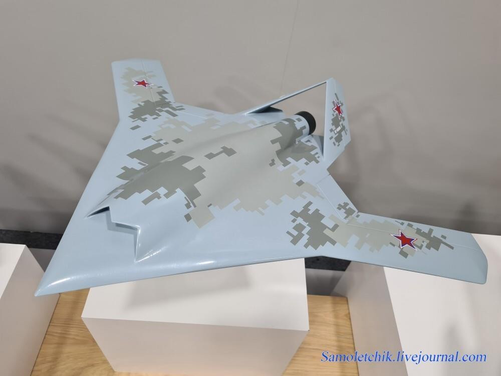 Nga chế tạo tiêm kích tàng hình cho tàu sân bay: MiG sẽ làm nên điều khác biệt? - 5