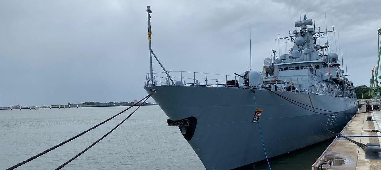 Tàu chiến Đức sẽ thăm Việt Nam khi đến Biển Đông - 1