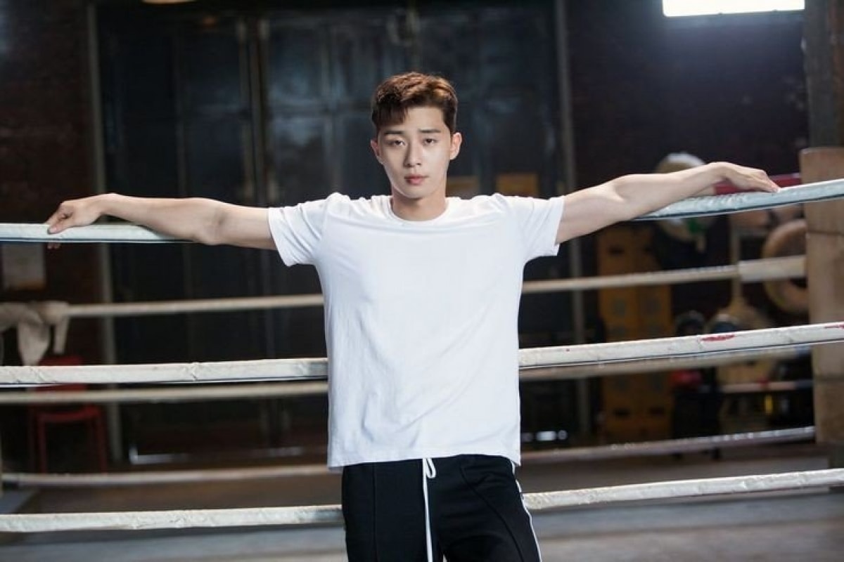 Park Seo Joon thử sức với nhiều vai diễn điện ảnh.
