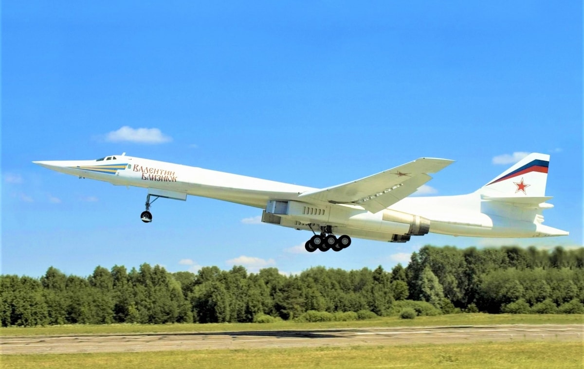 Tu-160 vẫn tiếp tục được hoàn thiện. Nguồn: tupolev.ru