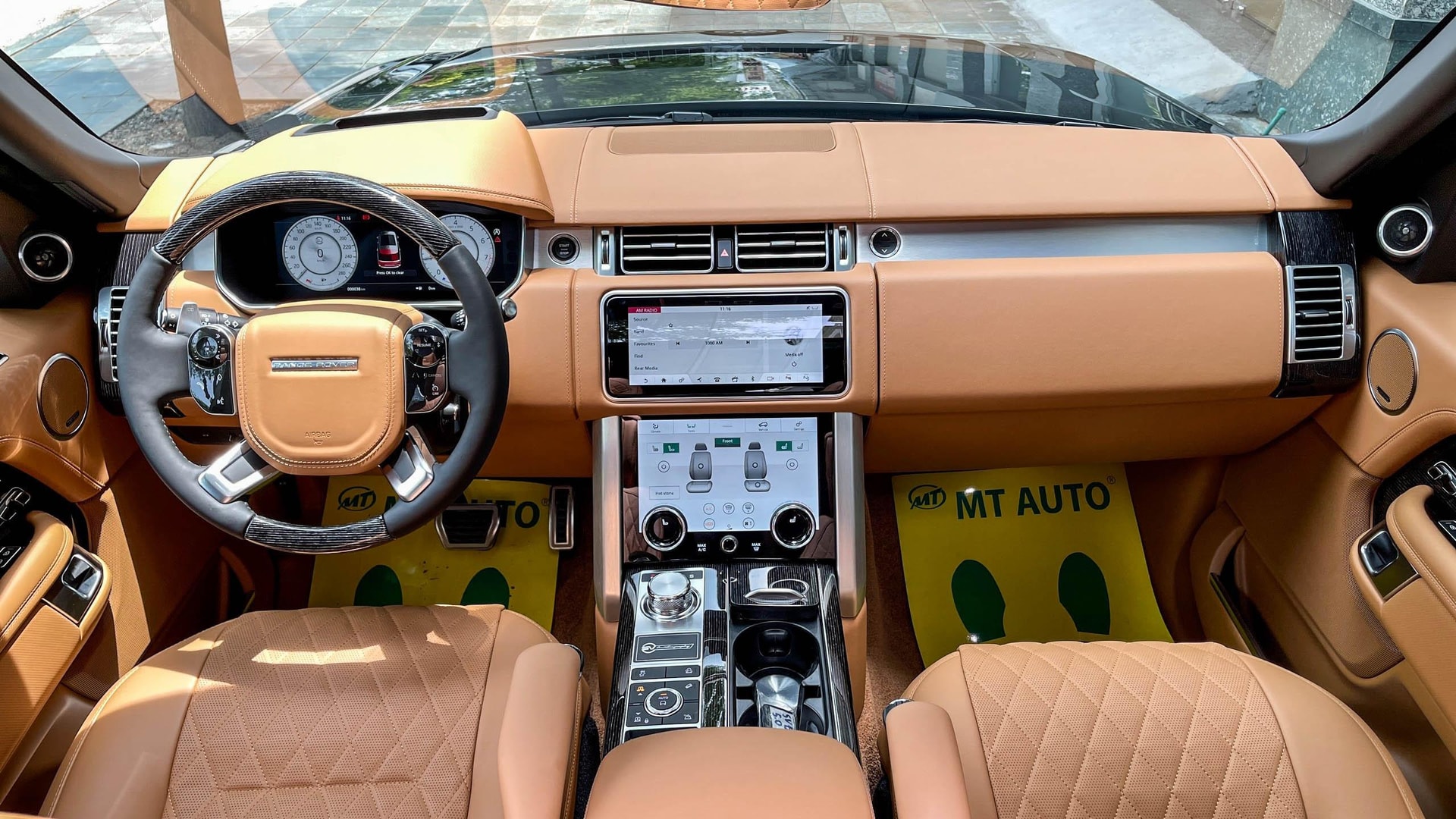 So sánh Range Rover SVAutobioraphy và Mercedes-Maybach GLS 600 - 9