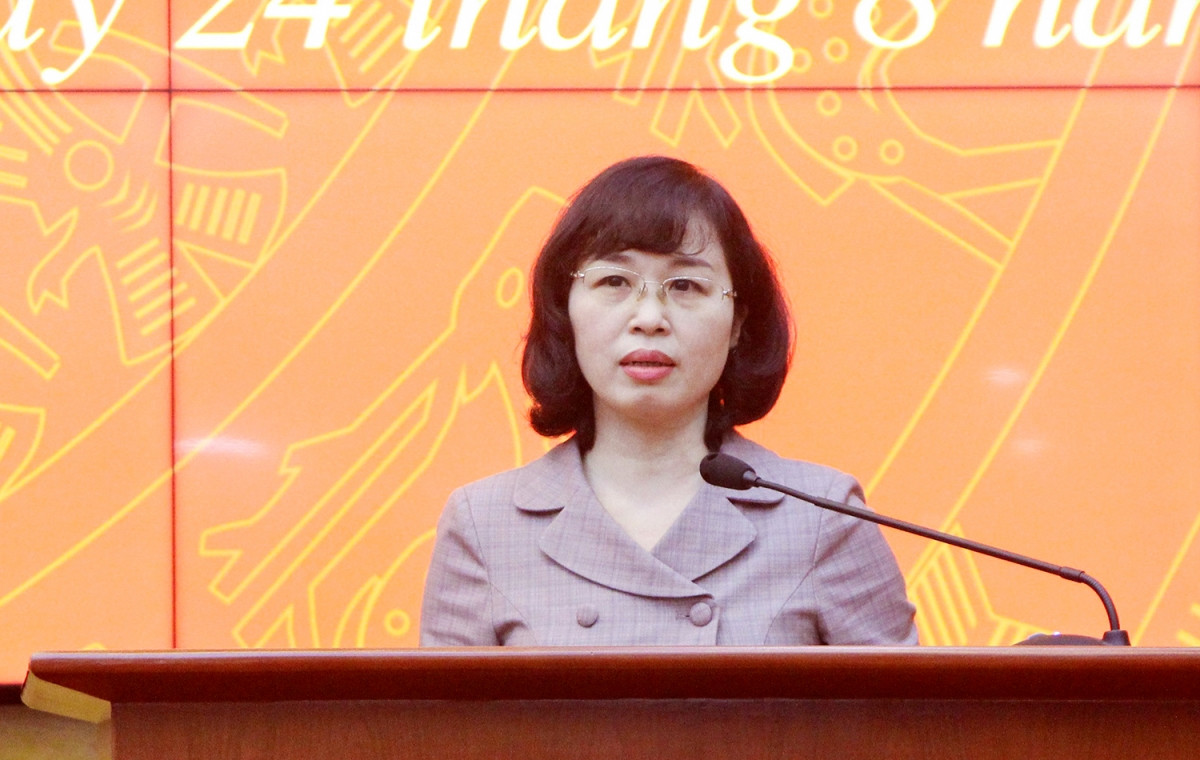 Bà Trịnh Thị Minh Thanh, Phó Bí thư Tỉnh ủy, Phó Chủ tịch Thường trực HĐND tỉnh Quảng Ninh phát biểu nhận nhiệm vụ.