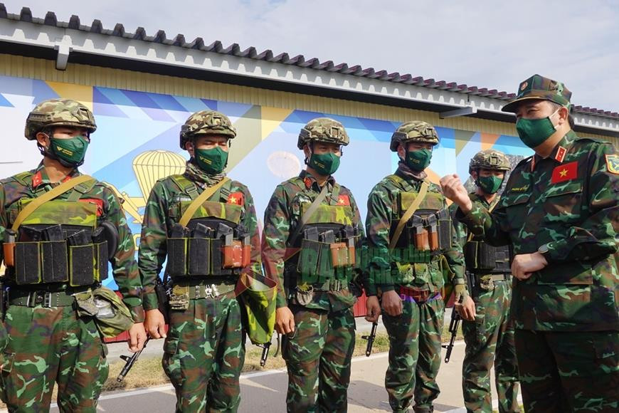 Thiếu tướng Nga: Xạ thủ Việt Nam được huấn luyện tốt, kỹ năng giỏi - 1