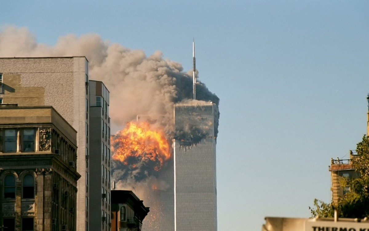 Có rất nhiều phim ảnh, sách, phóng sự, bài báo viết về vụ khủng bố kinh hoàng 11/9/2001 tại New York. Nguồn: russian7.ru