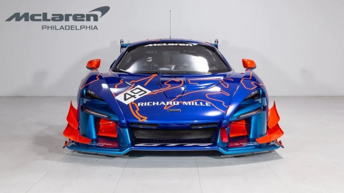 Để có thêm 25 mã lực, các kỹ sư của McLaren tại Working, Anh Quốc đã phải dùng thêm bộ lọc chất xúc tác đặc biệt cho động cơ để giảm áp suất xả ngược và cũng hiệu chỉnh lại động cơ đôi chút.