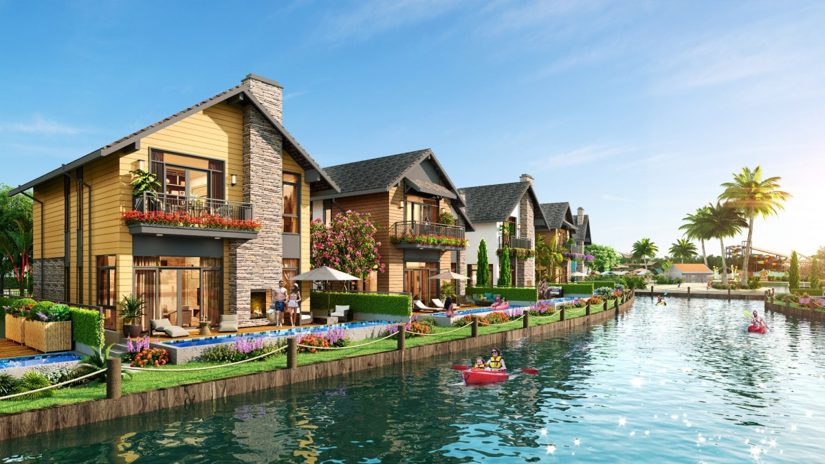 Biệt thự Lagoon với hệ thống kênh đào bao bọc xung quanh dãy nhà.