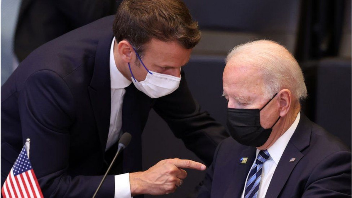Tổng thống Pháp Emmanuel Macron và Tổng thống Mỹ Joe Biden. Ảnh: Getty.