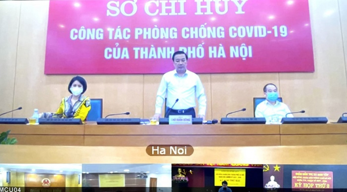 Phó Chủ tịch UBND Thành phố Hà Nội Chử Xuân Dũng phát biểu tại buổi giao ban.