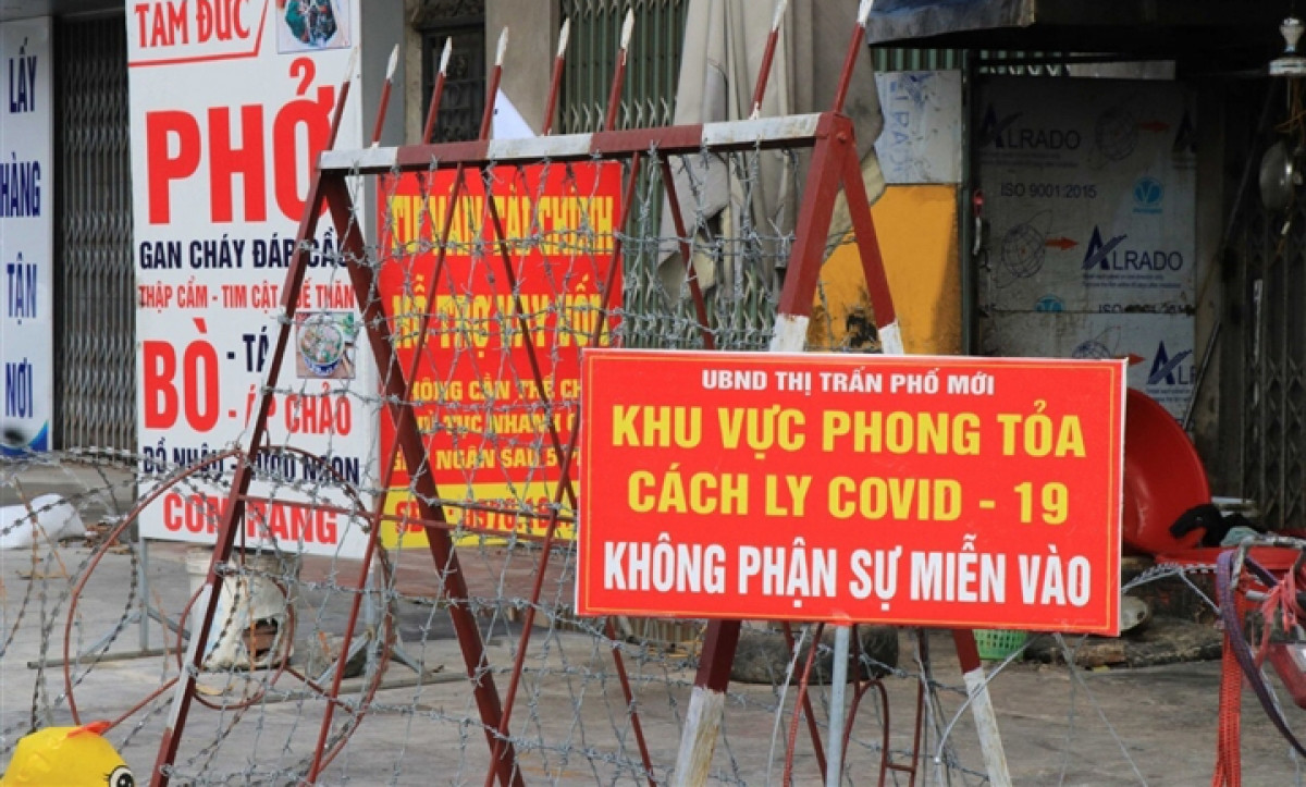 Sau khi xuất hiện chùm ca bệnh, huyện Quế Võ (Bắc Ninh) thực hiện những biện pháp cấp bách nhằm khoanh vùng, dập dịch.